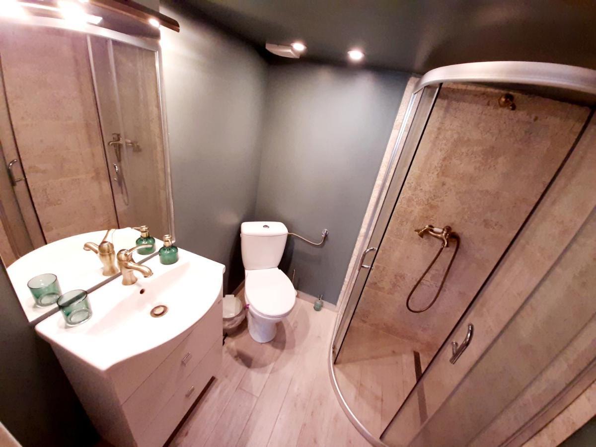 Central Loft Apartment Brasov Bagian luar foto