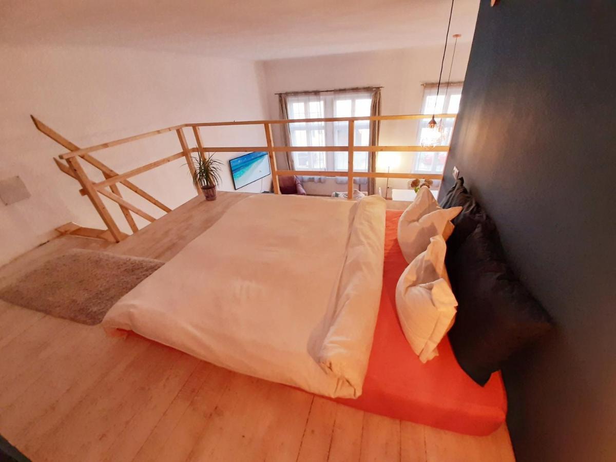 Central Loft Apartment Brasov Bagian luar foto
